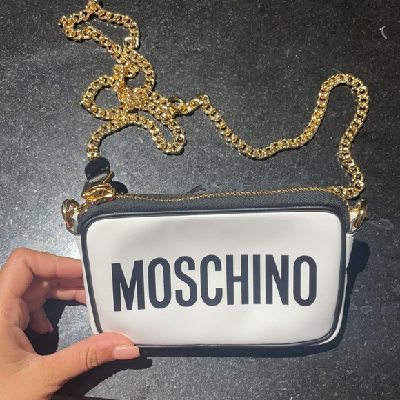 Moschino crossbody leather with black text - Picture 6 of 12